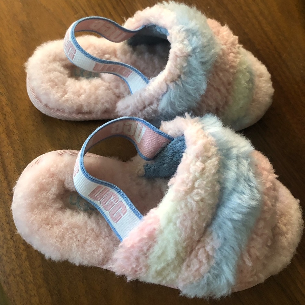 Ugg slide size 5